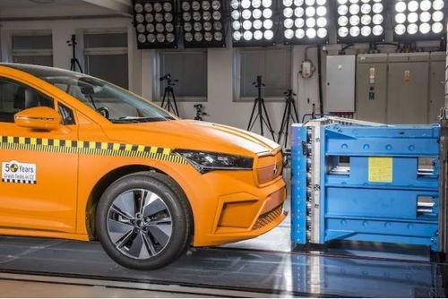 国产斯柯达碰撞测试视频,安全性能如何？