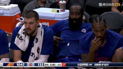 国产三巨头掰手腕视频,掰手腕视频燃爆眼球  第3张